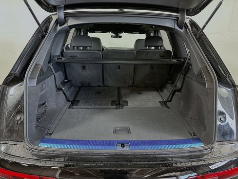 Used 2025 Audi Q7 2.0T Premium Plus w/ Premium Plus Package image 27