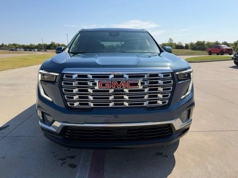 Used 2025 GMC Acadia Denali w/ Super Cruise Package AWD/4WD image 8