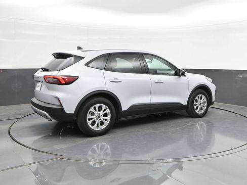 Used 2025 Ford Escape Active w/ Tech Pack #1 FWD image 15