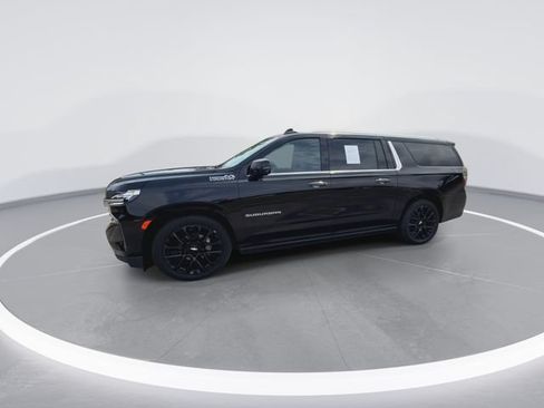 Used 2023 Chevrolet Suburban High Country w/ Advanced Technology Package AWD/4WD image 5