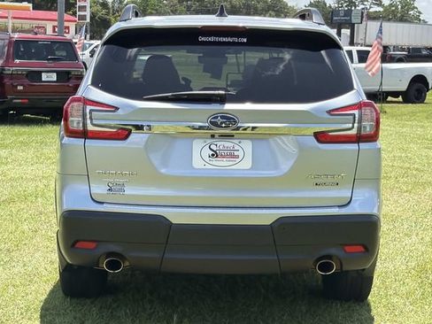 Used 2023 Subaru Ascent Touring AWD/4WD image 8