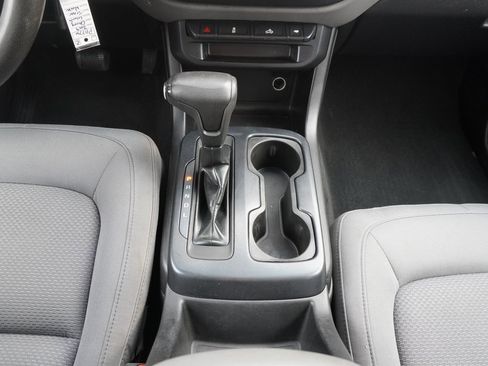 Used 2019 Chevrolet Colorado W/T w/ WT Convenience Package image 15