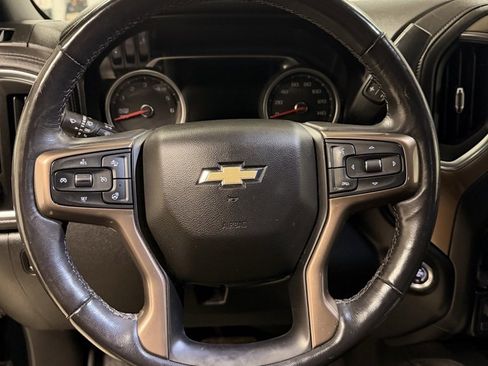 Certified 2019 Chevrolet Silverado 1500 High Country w/ Technology Package image 17