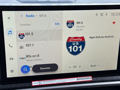 New 2026 Toyota 4Runner Hybrid Platinum image 16