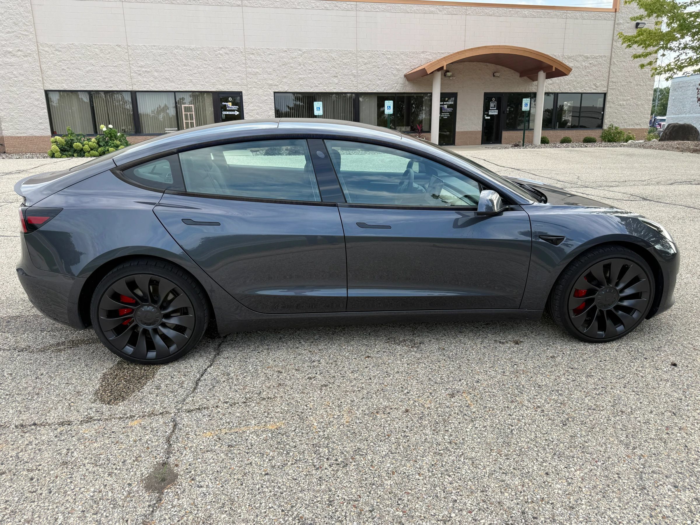 Used 2023 Tesla Model 3 Performance AWD/4WD image 5