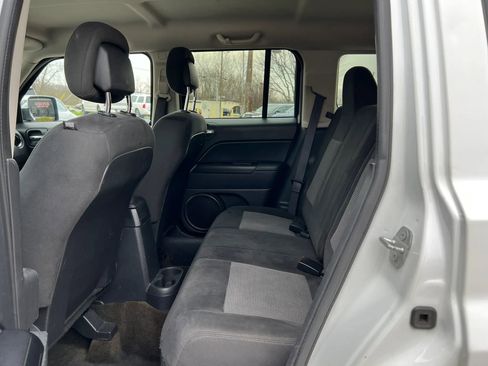 Used 2016 Jeep Patriot Sport w/ Power Value Group FWD image 23