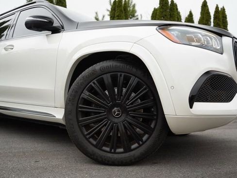 Used 2021 Mercedes-Benz Maybach GLS 600 4MATIC image 14