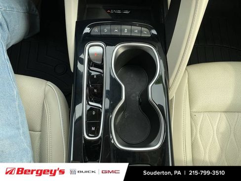 Certified 2021 Buick Envision Avenir w/ Technology Package II AWD/4WD image 19