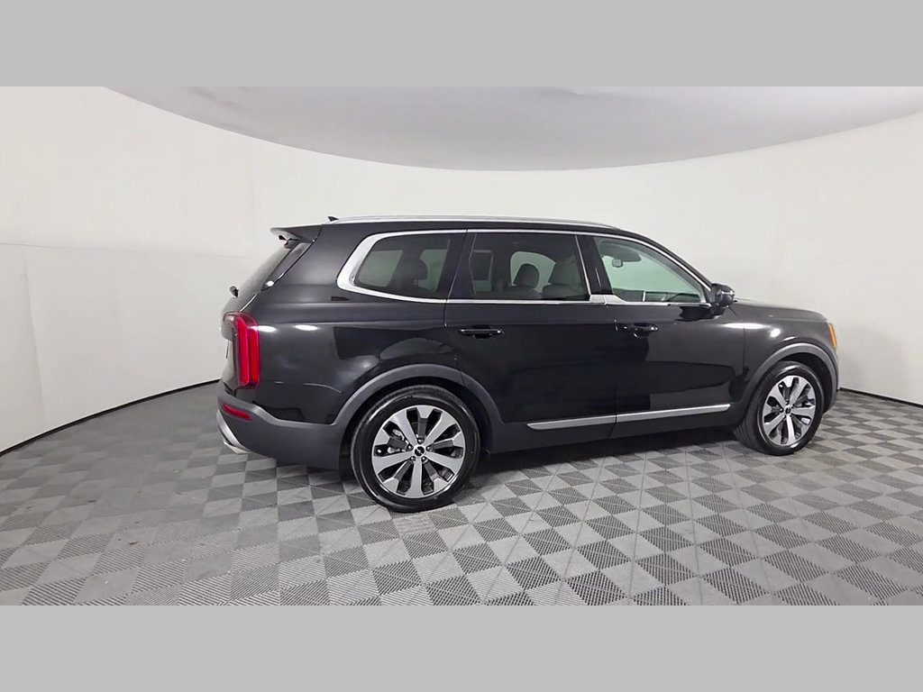 Used 2022 Kia Telluride EX w/ EX Premium Package FWD image 39