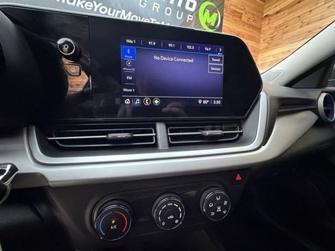 Used 2024 Chevrolet Trax LS FWD image 22