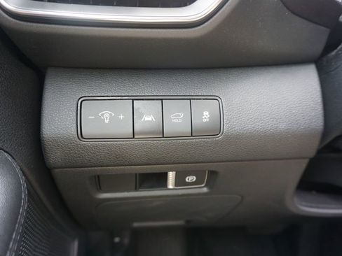 Used 2023 Hyundai Santa Fe SEL FWD image 4