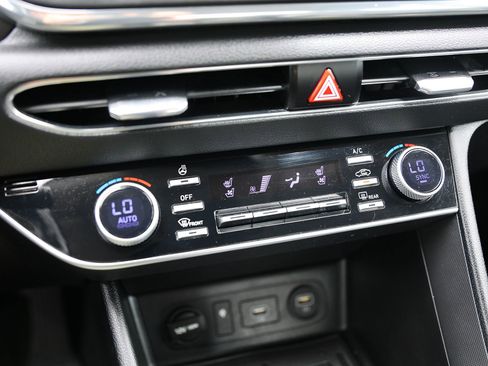 Used 2020 Hyundai Sonata Limited FWD image 23