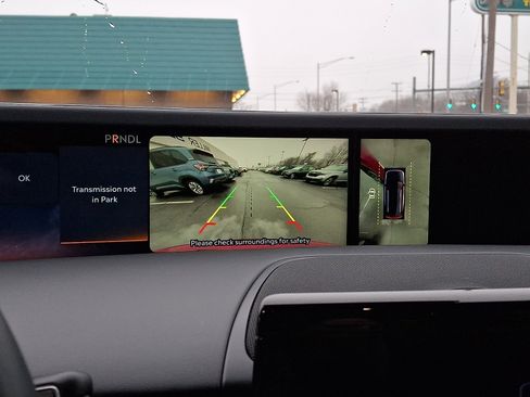 Certified 2024 Lincoln Nautilus Premier image 19