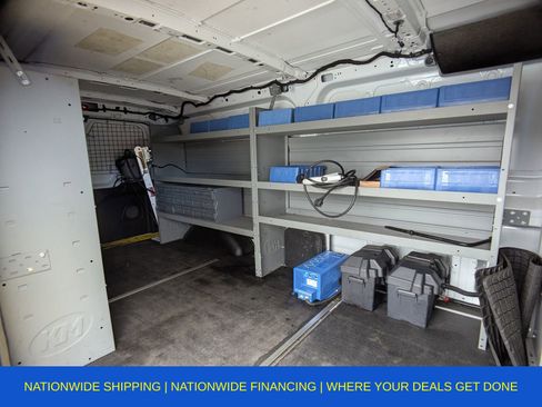 Used 2022 Ford E-Transit Low Roof image 27