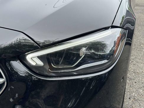 Used 2025 Mercedes-Benz C 300 4MATIC Sedan image 12