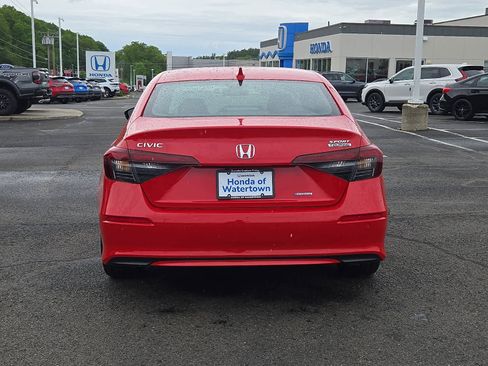Used 2025 Honda Civic Sport Touring image 6