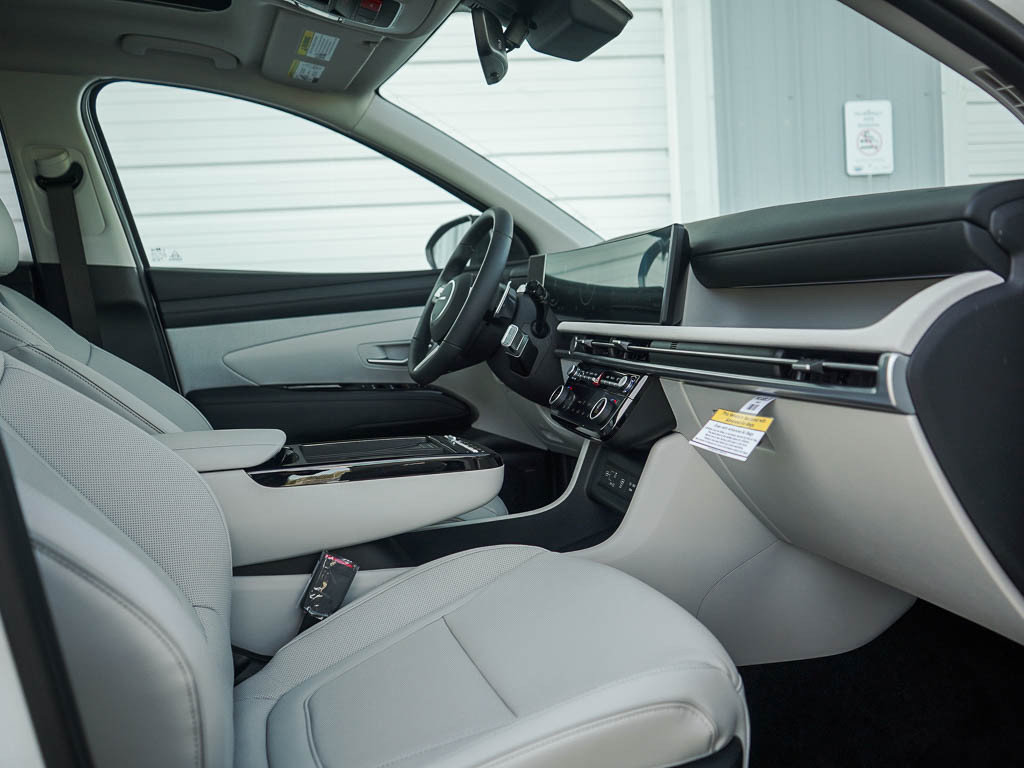 New 2026 Hyundai Tucson Limited AWD/4WD image 11