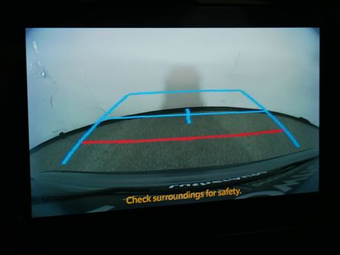 Used 2023 Toyota Corolla LE image 33