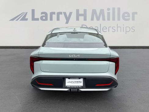 Used 2025 Kia K4 EX image 4