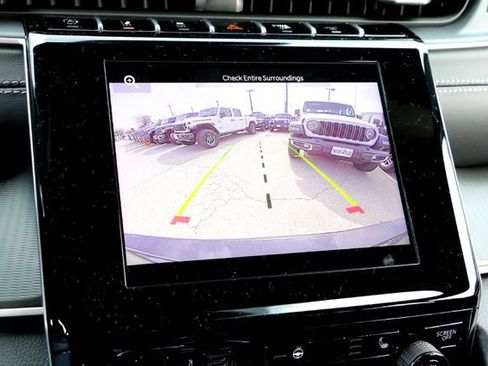 New 2025 Jeep Grand Cherokee L Laredo image 14