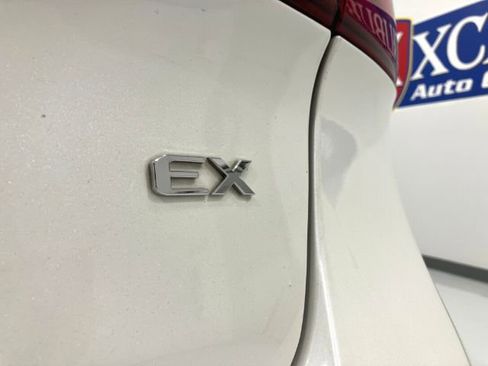 Used 2017 Kia Forte EX FWD image 28