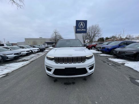 Used 2023 Jeep Grand Cherokee Summit image 28