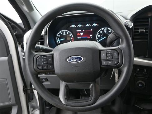 Used 2022 Ford F150 XL w/ Trailer Tow Package image 5