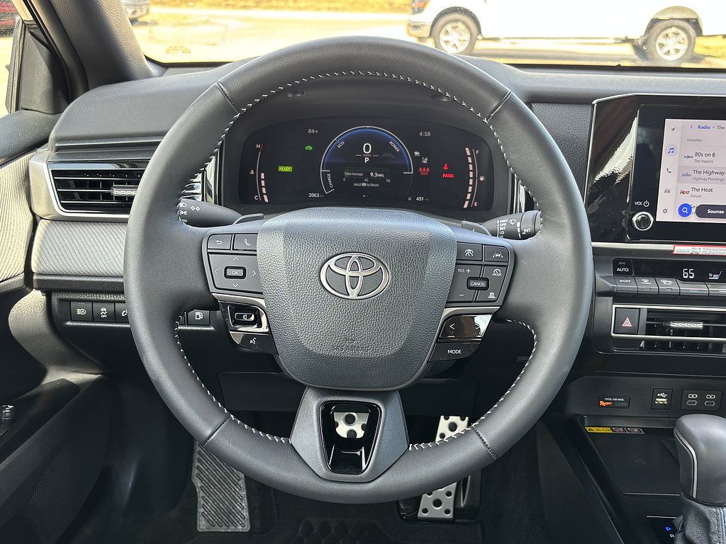 Used 2026 Toyota Camry SE w/ Convenience Package FWD image 14