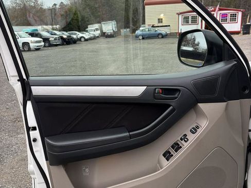 Used 2009 Toyota 4Runner 4WD image 10