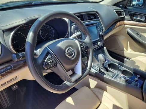 Used 2018 Nissan Maxima Platinum FWD image 20