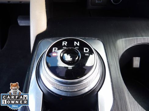 Certified 2021 Ford Escape SE w/ SE Sport Appearance Package image 18