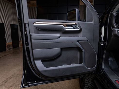 Used 2025 Chevrolet Silverado 2500 LT w/ Trail Boss Package image 37