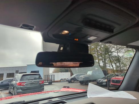 Used 2023 Ford Bronco Wildtrak image 28