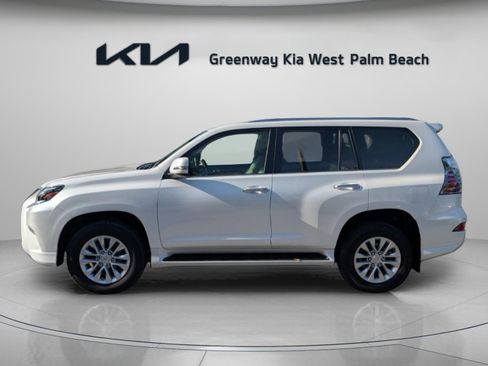 Used 2023 Lexus GX 460 Premium w/ Premium Plus Package image 4