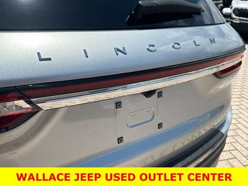 Used 2023 Lincoln Corsair FWD image 9