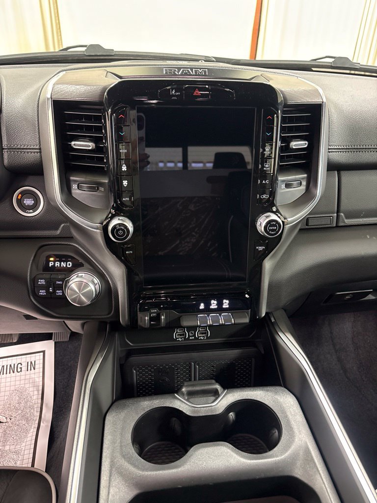 New 2027 RAM 1500 Laramie AWD/4WD image 9