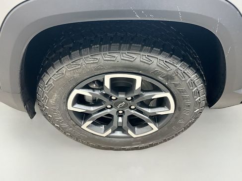 New 2026 Chevrolet Equinox ACTIV FWD image 34