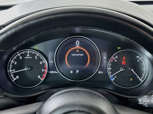 Used 2024 MAZDA MAZDA3 s FWD image 12