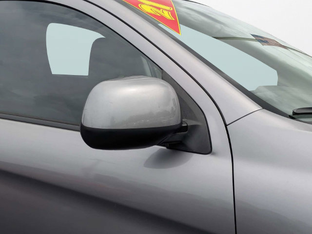 Used 2021 Mitsubishi Outlander Sport ES FWD image 11