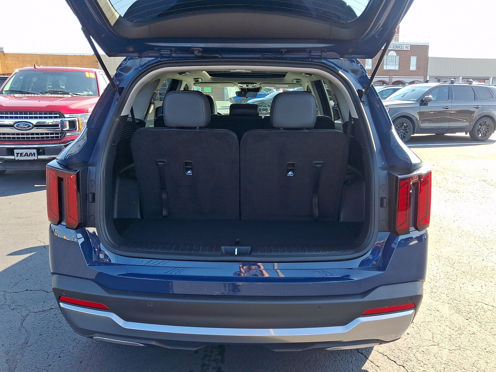 Used 2024 Kia Sorento S w/ Panoramic Sunroof Package FWD image 33