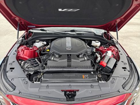 Used 2025 Cadillac CT5 V image 30