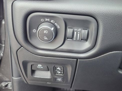 New 2026 RAM 1500 Big Horn AWD/4WD image 23