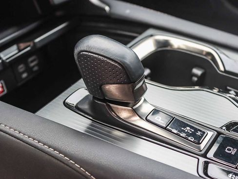 Certified 2023 Lexus RX 500h F Sport image 17