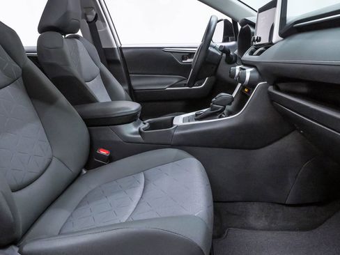 Used 2023 Toyota RAV4 XLE w/ Convenience Package image 14