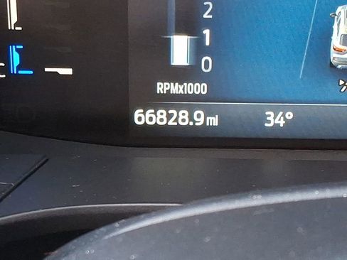 Used 2024 Ford Escape ST-Line image 19