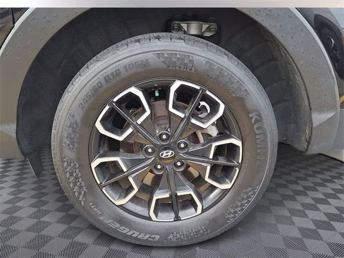 Used 2022 Hyundai Santa Cruz SEL image 7