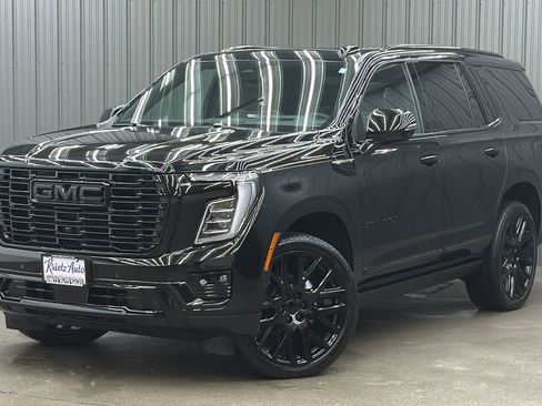 Used 2026 GMC Yukon Denali Ultimate AWD/4WD image 1