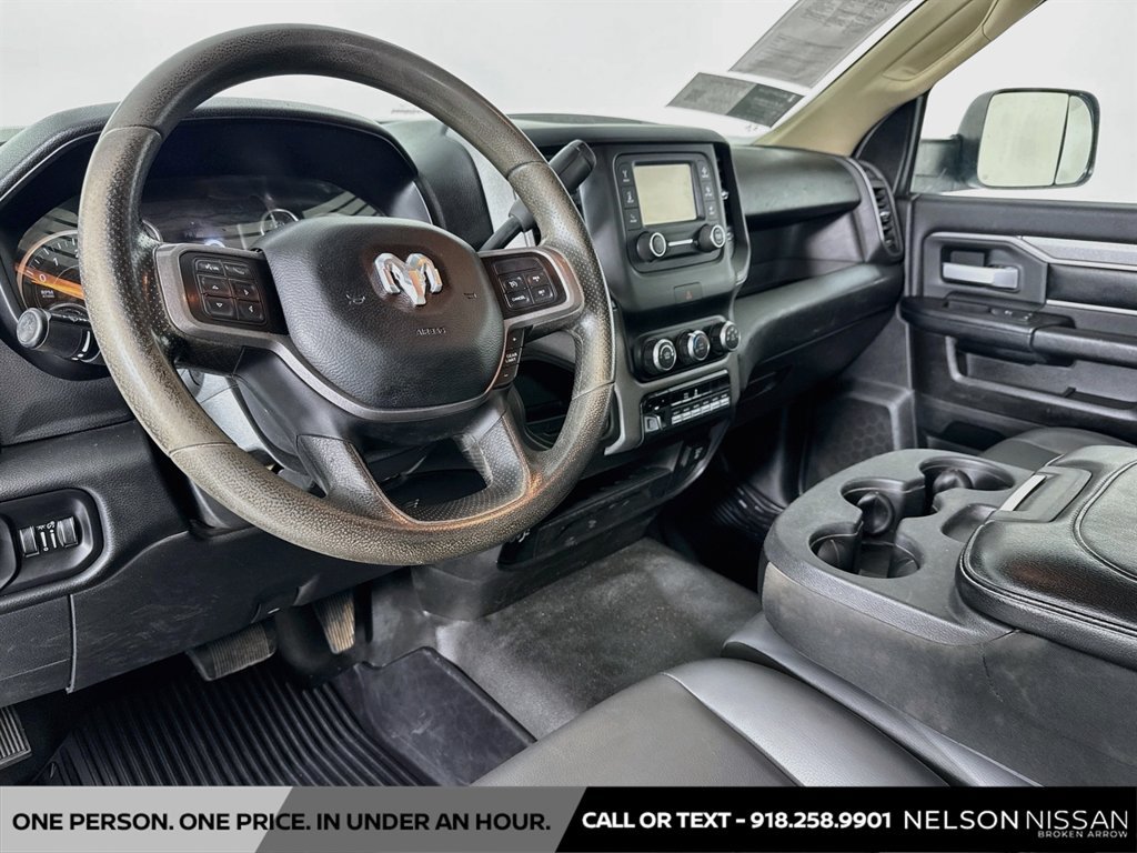 Used 2019 RAM 3500 Tradesman RWD image 9