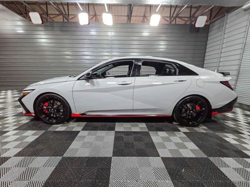 Used 2025 Hyundai Elantra N image 8