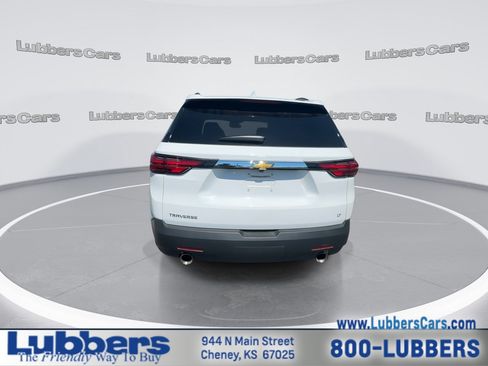 Used 2023 Chevrolet Traverse LT FWD image 7